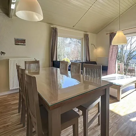 Trevligt Hem I Med Panoramautsikt Semesterbostad Rendeux