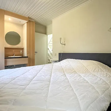 Trevligt Hem I Med Panoramautsikt Semesterbostad Rendeux